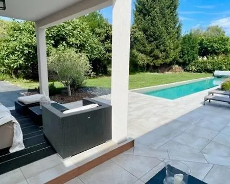 Rossa - Bord Du - Version L Вилла