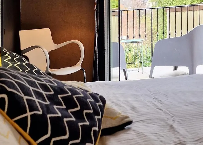 Rossa - Bord Du - Version L ヴィラ