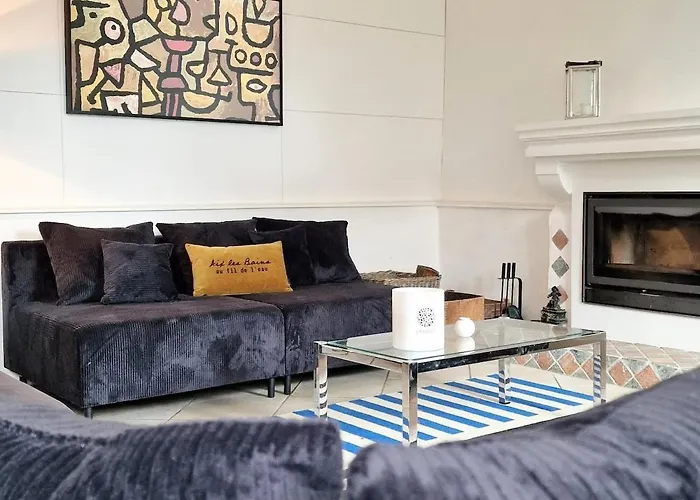 Rossa - Bord Du - Version L ヴィラ